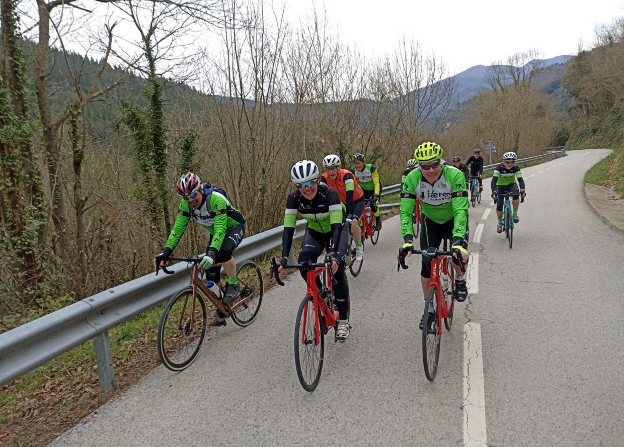 road bike tours in catalonia